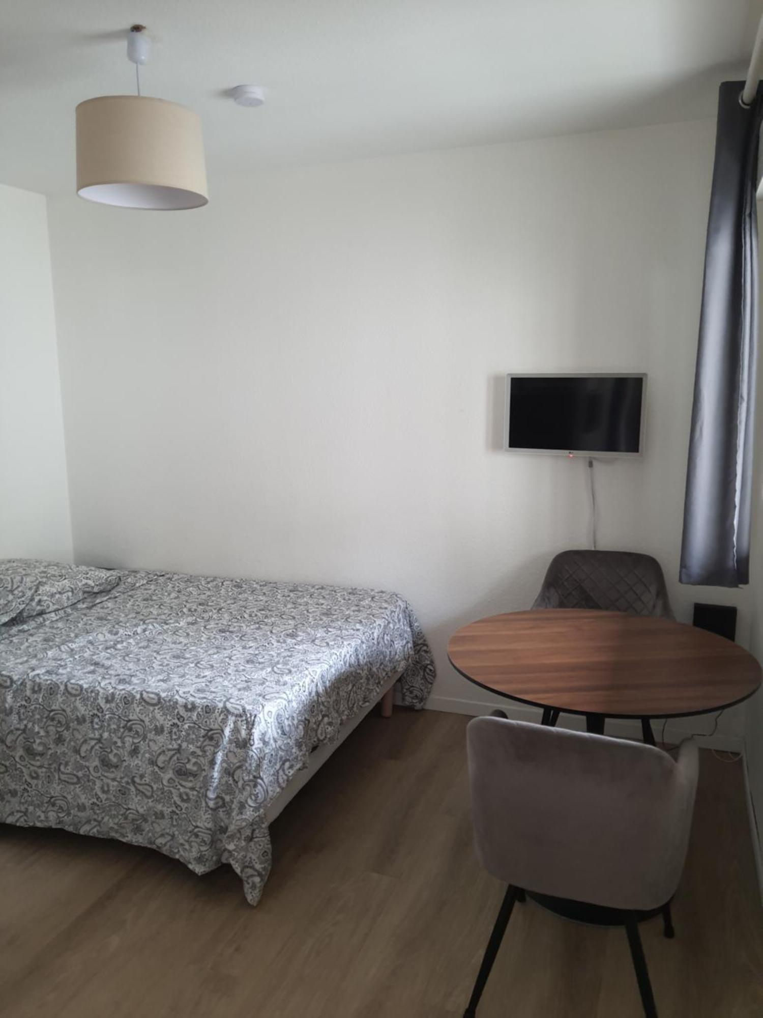 Studio Au Calme Espace Exterieur Parking Gratuit Dans La Rue Grenoble Exterior photo